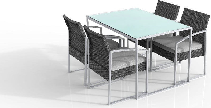 Set da pranzo con tavolo in metallo e vetro e 4 poltrone - vari colori