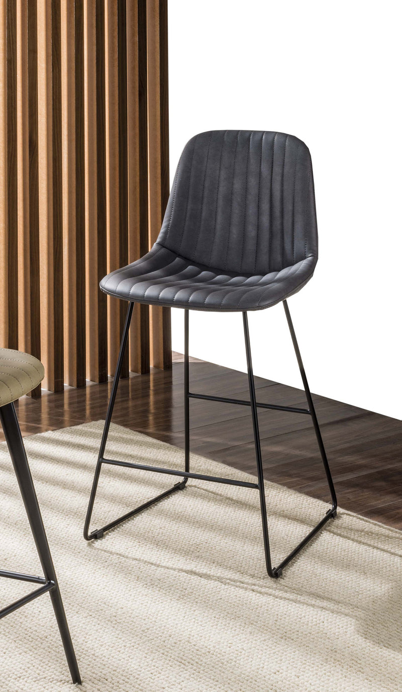 Set da 4 Sgabello moderno in metallo verniciato seduta in ecopelle cm 49x53x98h - vari colori