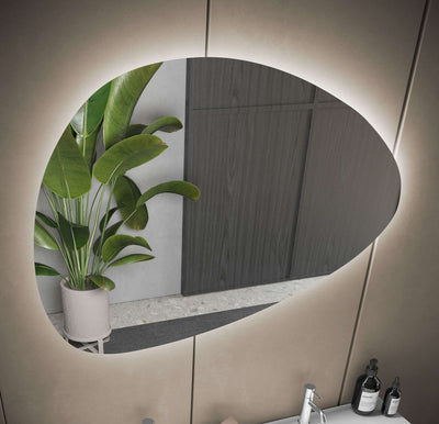 specchio da ingresso bagno moderno con retroilluminazione