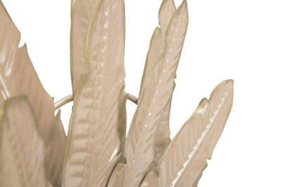 specchio moderno in metallo colore rosa