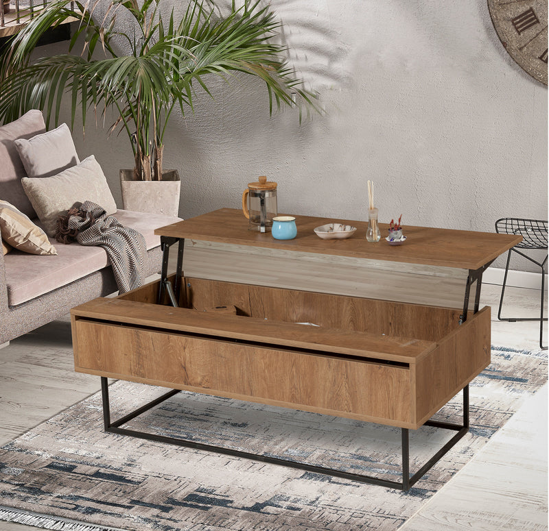 Tavolino basso da salotto in stile industriale in legno e metallo apribile con ripiano rialzato e cassetto ad anta, più scomparto interno. Colori: pino atlantico scuro opaco dai toni caldi e nero opaco