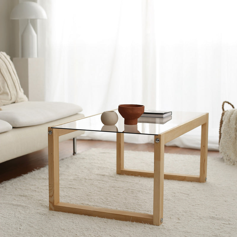 Tavolino basso design con gambe in massello e ripiano in vetro cm 85x55x40h - vari colori