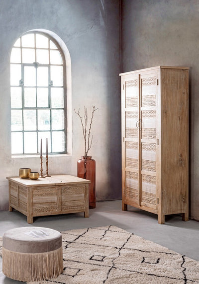 Tavolino da salotto contenitore in legno di mango con decorazioni cm 80x80x45h