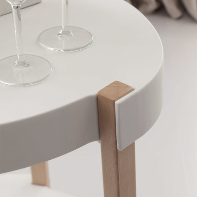 Tavolino tondo con ruote supporti in faggio naturale piano bianco cm 55x62h