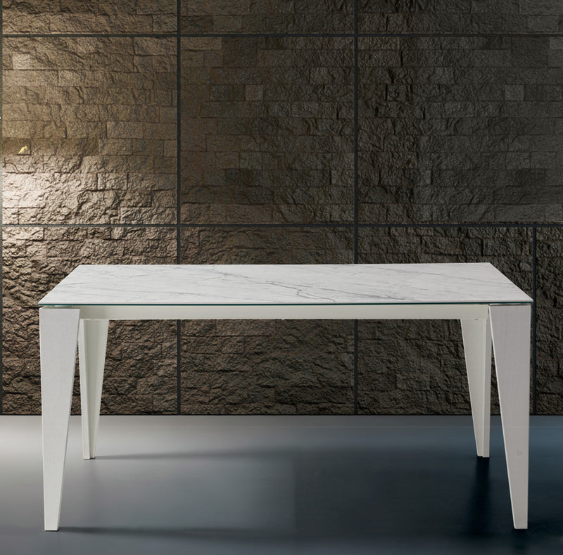 taolo allungabile gambe bianco frassino piano ceramica marmo bianco statuarietto