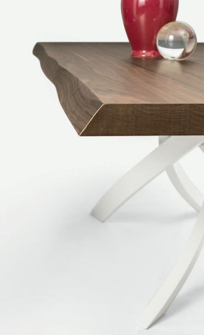 tavolo bordo massellato base bianco
