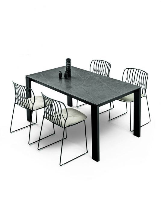 tavolo da pranzo allungabile struttura m055 nero opaco cm002 piano SuperMarmo Grigio Serena opaco