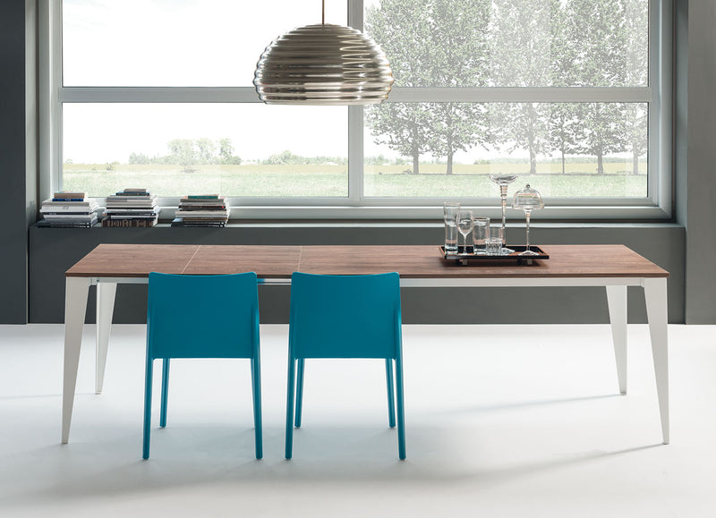 Benzen - Tavolo design allungabile gambe in metallo piano in legno o vetro - vari modelli