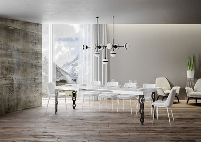 tavolo design allungabile gambe in metallo piano in legno bianco lucido