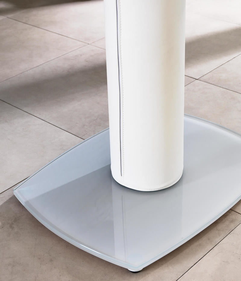 Kyoto - Tavolo allungabile con base in similpelle e top in vetro cm 90x120/180x76h
