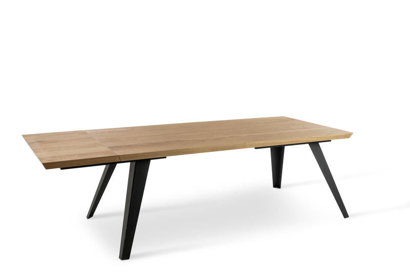 tavolo moderno allungabile gambe colore nero piano in legno rovere naturale