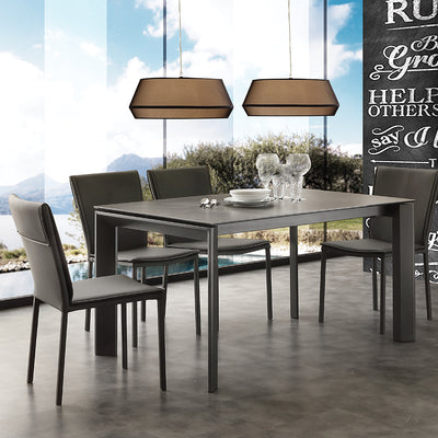 tavolo design allungabile moderno con piano in vetro ceramica colore grigio